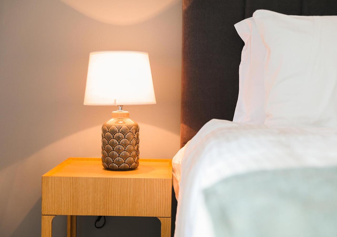 Nasma Luxury Stays - Fancy Apartment With Balcony Near Burj Khalifa دبي المظهر الخارجي الصورة