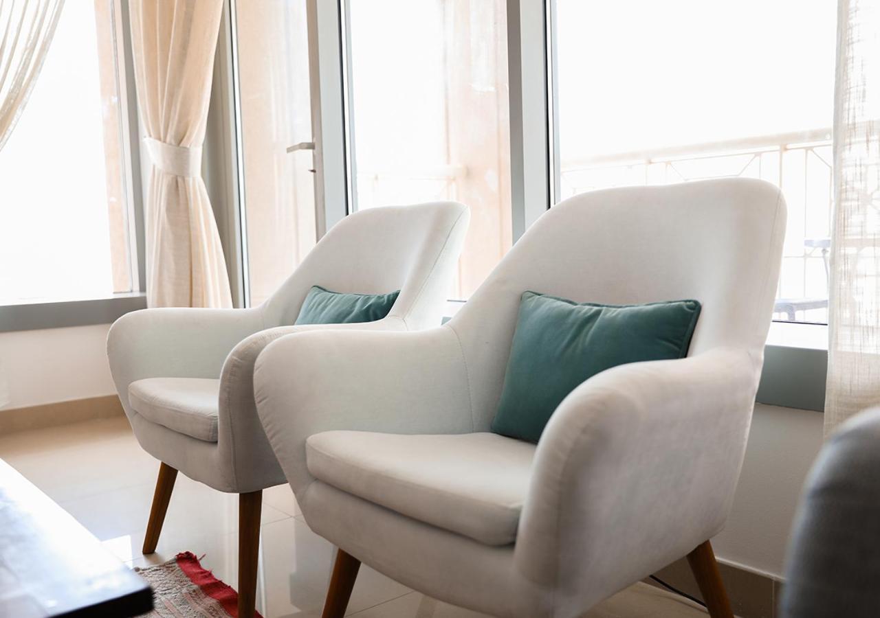 Nasma Luxury Stays - Fancy Apartment With Balcony Near Burj Khalifa دبي المظهر الخارجي الصورة