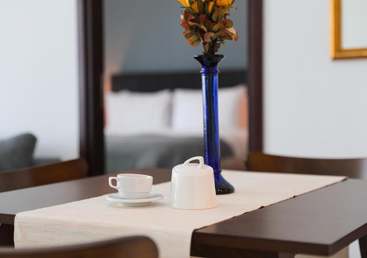 Nasma Luxury Stays - Fancy Apartment With Balcony Near Burj Khalifa دبي المظهر الخارجي الصورة