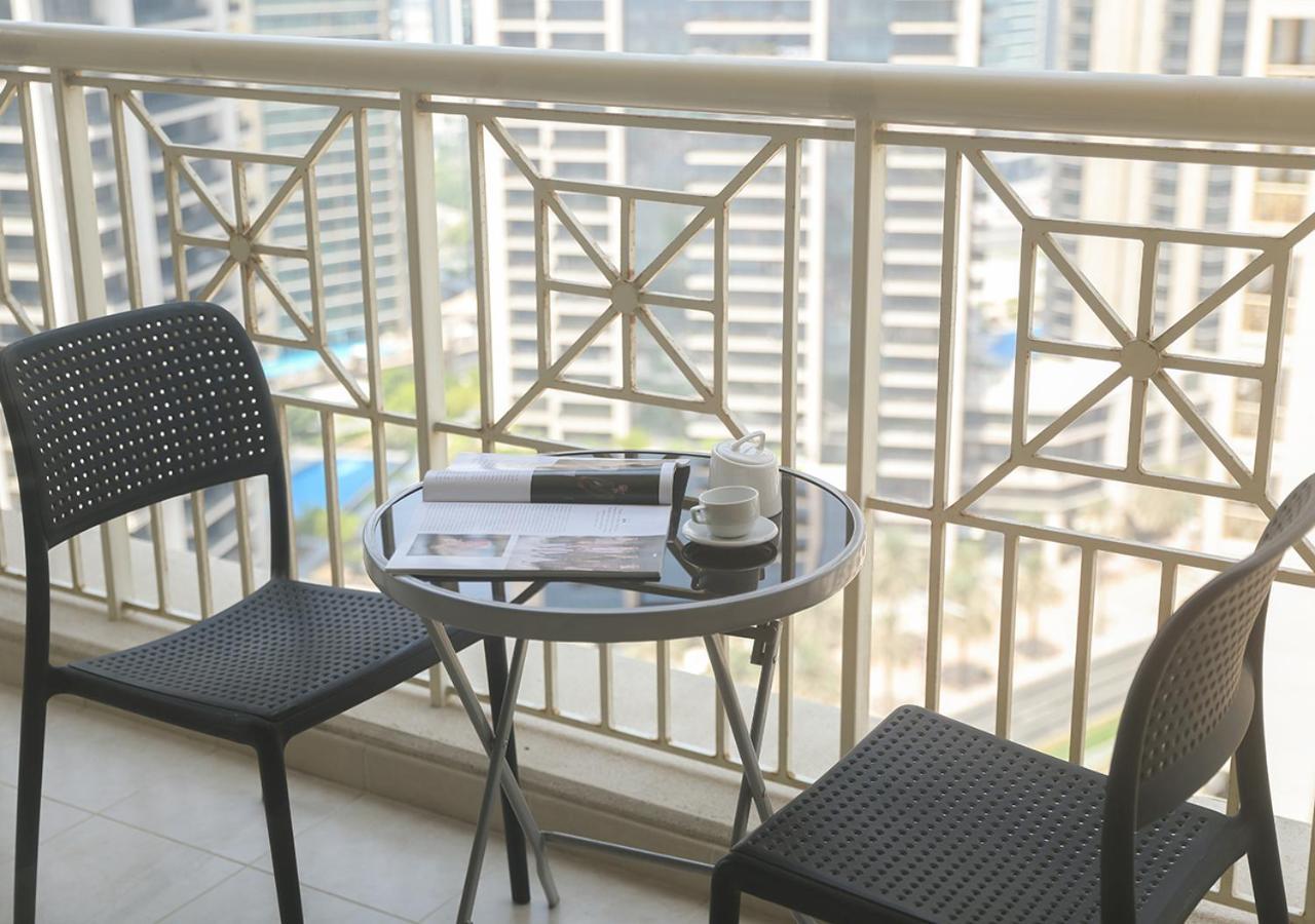 Nasma Luxury Stays - Fancy Apartment With Balcony Near Burj Khalifa دبي المظهر الخارجي الصورة