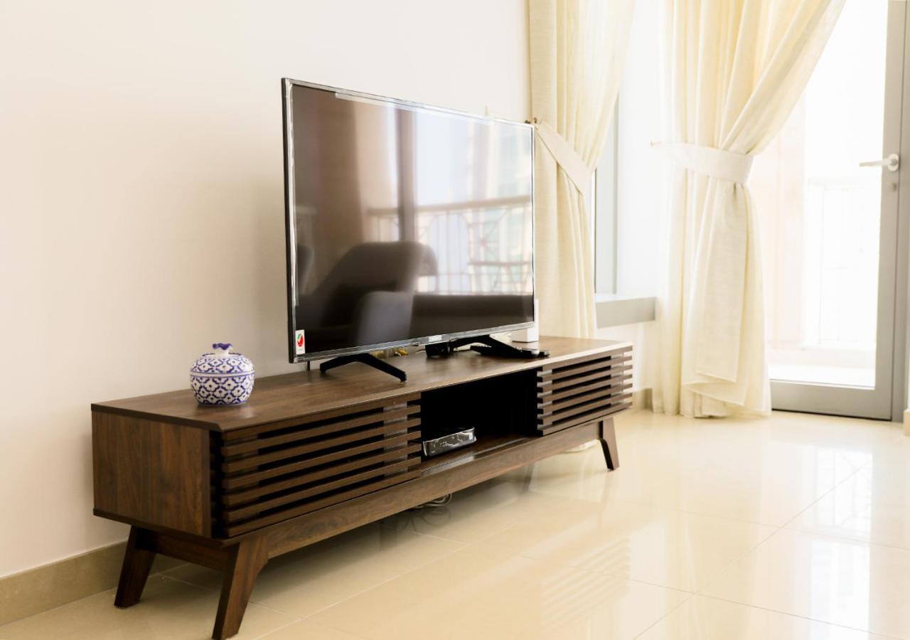 Nasma Luxury Stays - Fancy Apartment With Balcony Near Burj Khalifa دبي المظهر الخارجي الصورة