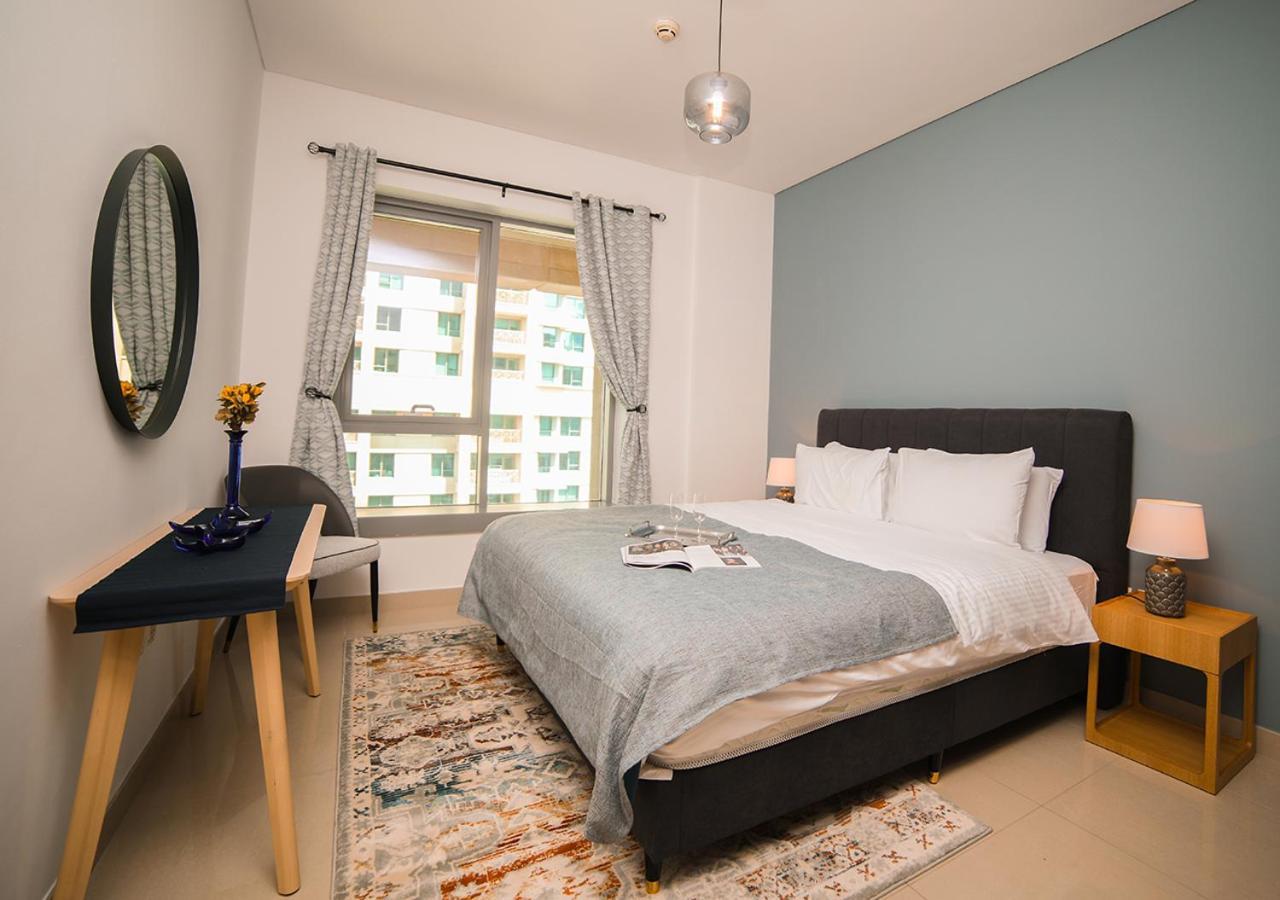 Nasma Luxury Stays - Fancy Apartment With Balcony Near Burj Khalifa دبي المظهر الخارجي الصورة