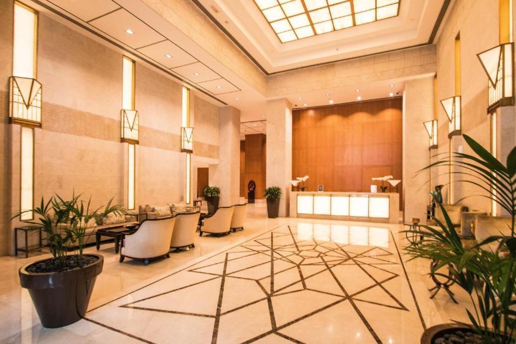 Nasma Luxury Stays - Fancy Apartment With Balcony Near Burj Khalifa دبي المظهر الخارجي الصورة